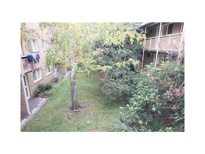 32/3 Herbert Street, St Kilda VIC 3182