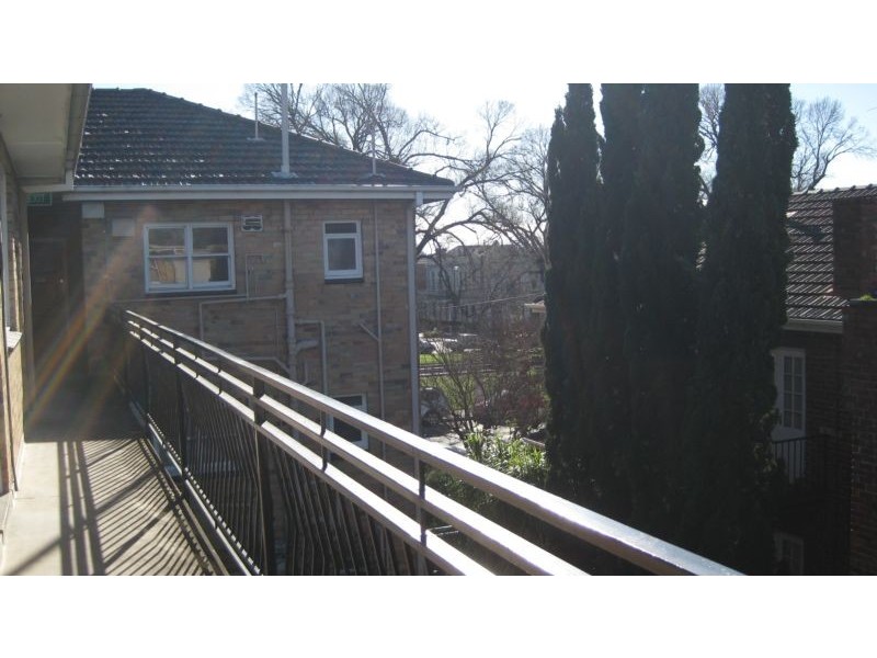 2/462 Victoria Parade, East Melbourne VIC 3002