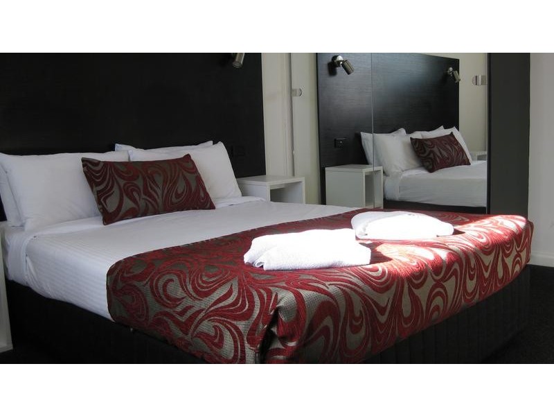 19/462 Victoria Parade, Melbourne VIC 3000