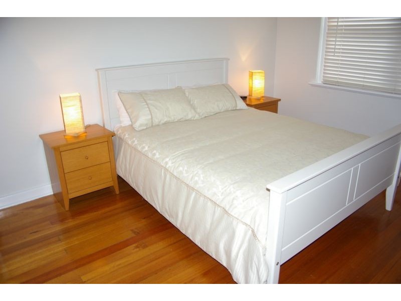 4/75 Queens Road, Melbourne VIC 3000