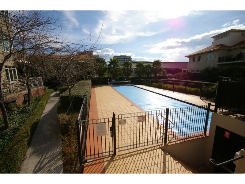 4/39 Esplanade East, Port Melbourne VIC 3207