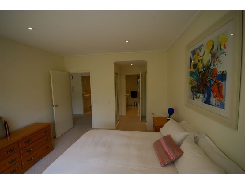 4/39 Esplanade East, Port Melbourne VIC 3207