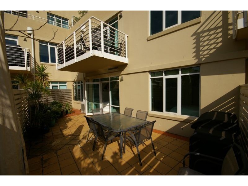 4/39 Esplanade East, Port Melbourne VIC 3207