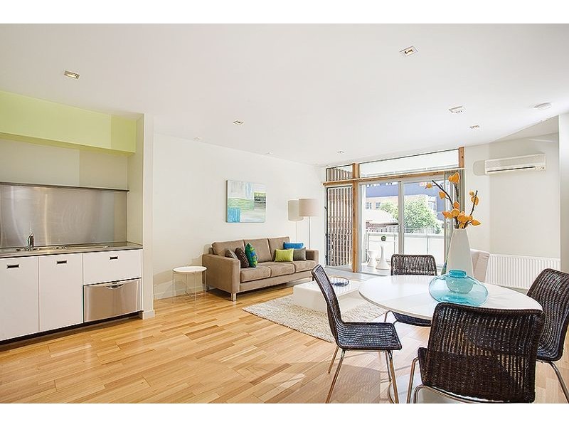 202/7 Greeves Street, St Kilda VIC 3182