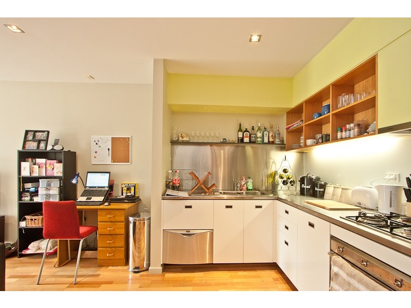 201/7 Greeves Street, St Kilda VIC 3182