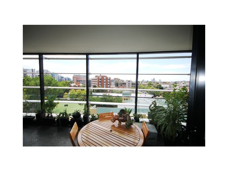 5D/635 St Kilda Road, Melbourne VIC 3004