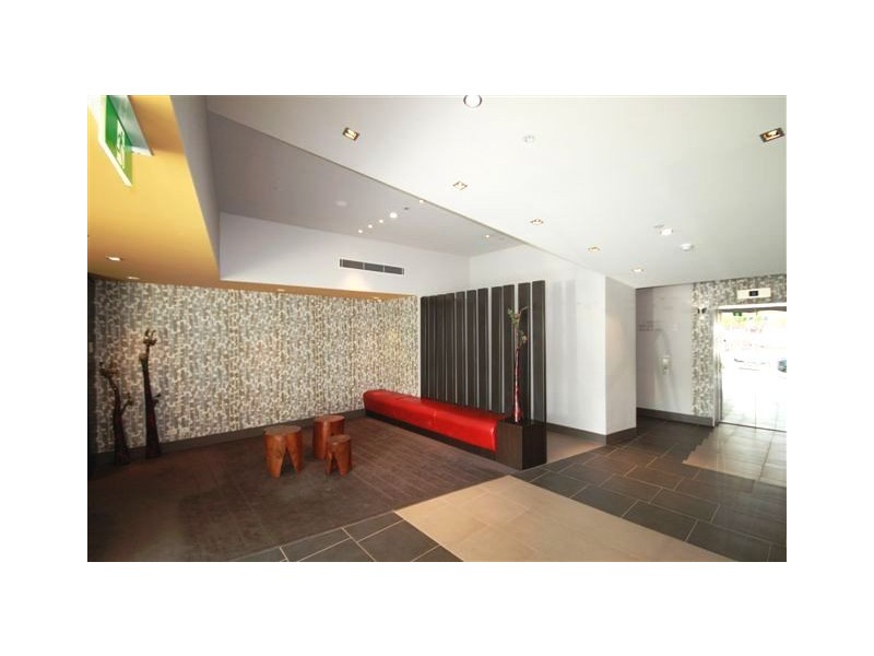 1907/63 Whiteman Street, South Melbourne VIC 3205