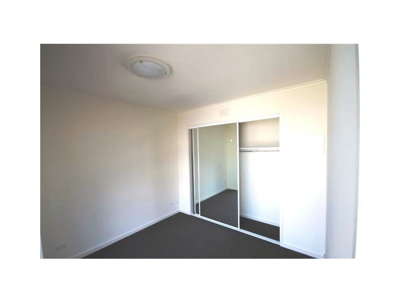 1907/63 Whiteman Street, South Melbourne VIC 3205