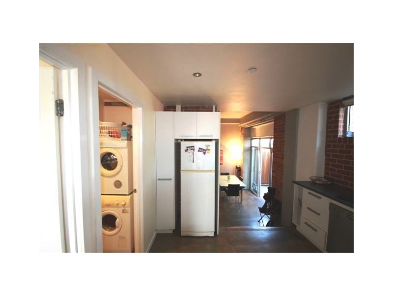 DB01/8 Blanche Street, St Kilda VIC 3182