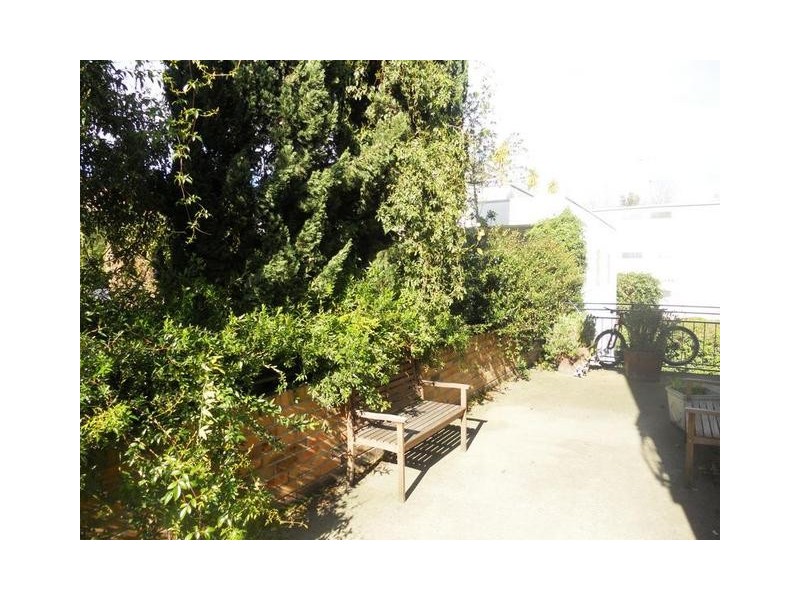 22/462 Victoria Parade, East Melbourne VIC 3002