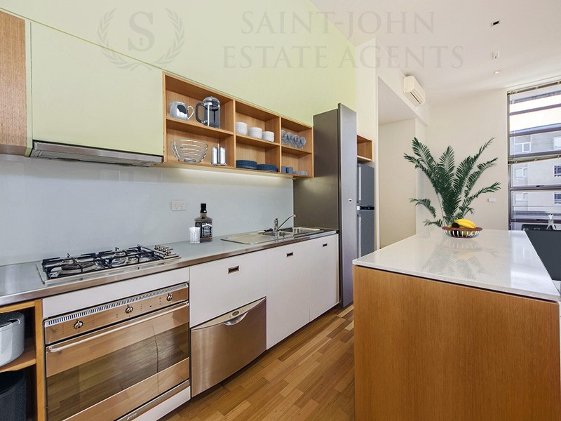 204/8 Blanche Street, St Kilda VIC 3182
