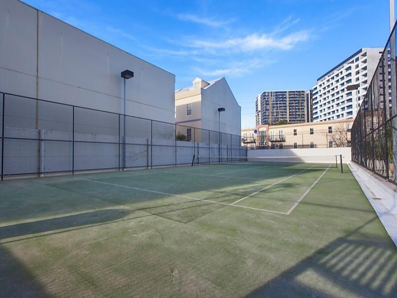 711/221 Sturt Street, South Melbourne VIC 3205