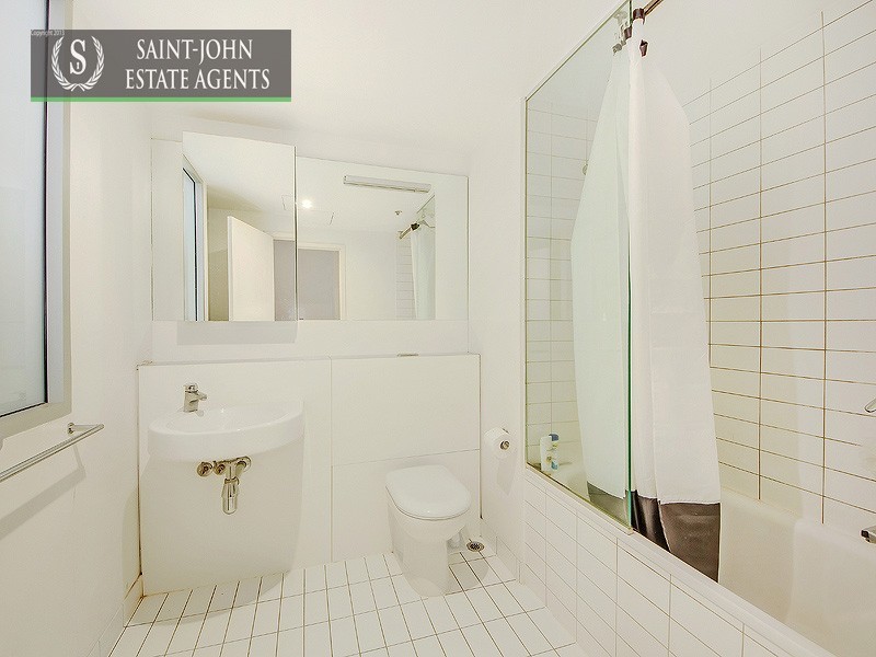 906/620 Collins Street, Melbourne VIC 3000