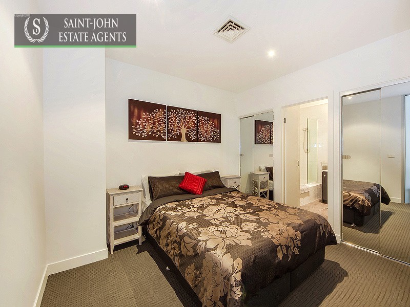 701/233 Collins Street, Melbourne VIC 3000
