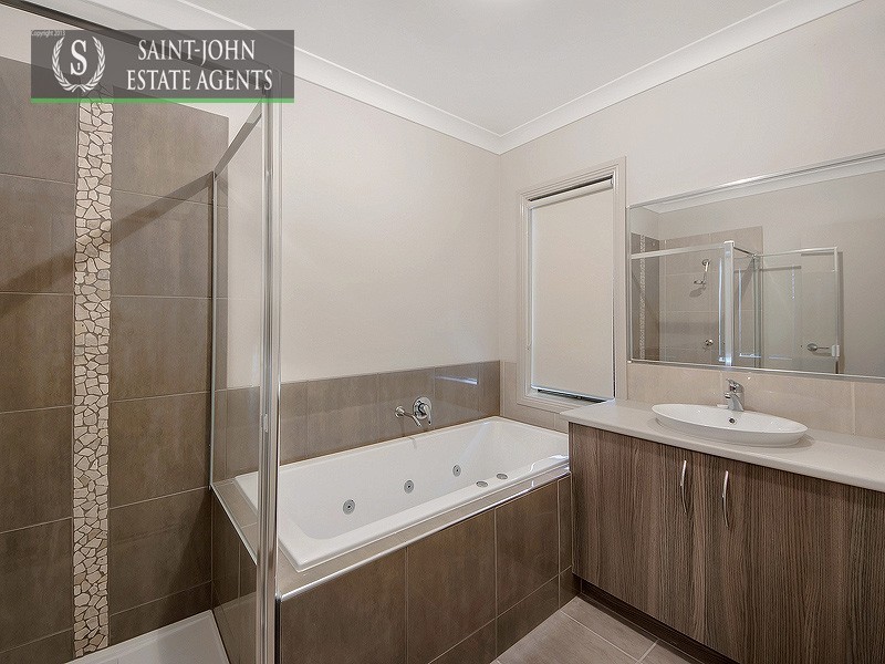 15 Springwood Terrace, Wyndham Vale VIC 3024