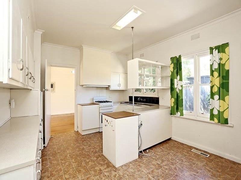 4 Beenak Avenue, Brighton East VIC 3187