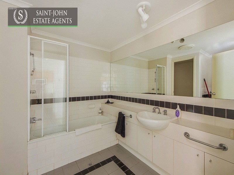 22/106 Southbank Boulevard, Southbank VIC 3006