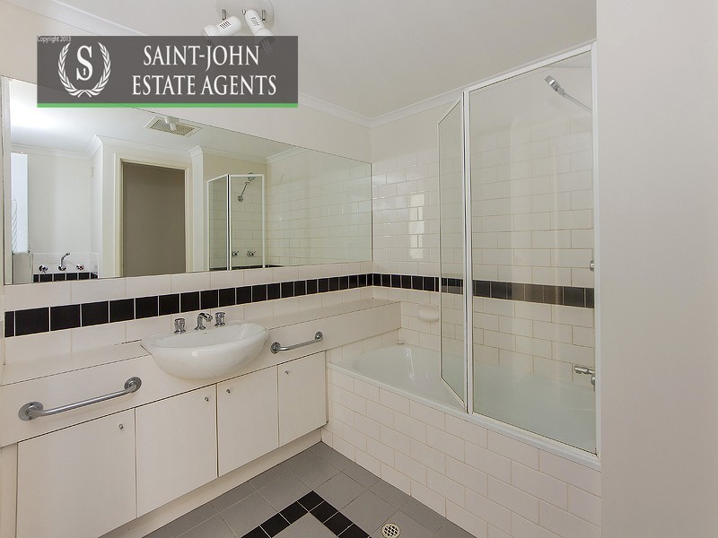 22/106 Southbank Boulevard, Southbank VIC 3006