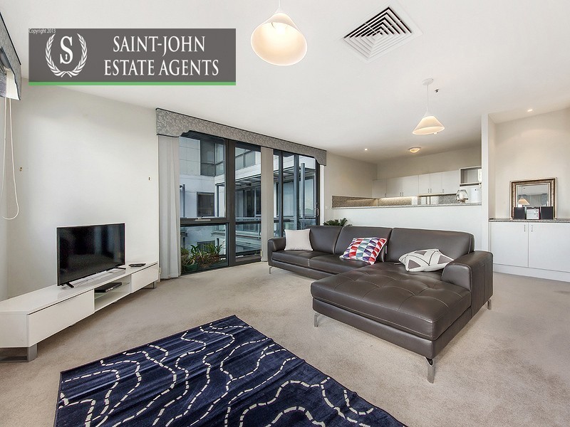 1010/221 Sturt Street, South Melbourne VIC 3205