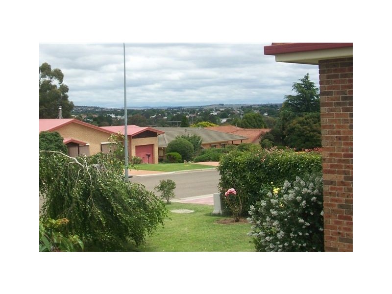 24 Ballanya Avenue, Goulburn NSW 2580