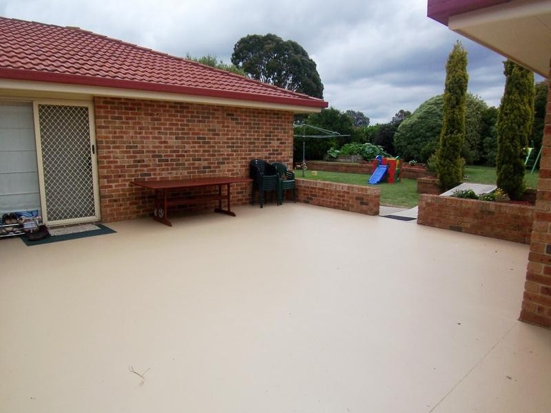 24 Ballanya Avenue, Goulburn NSW 2580