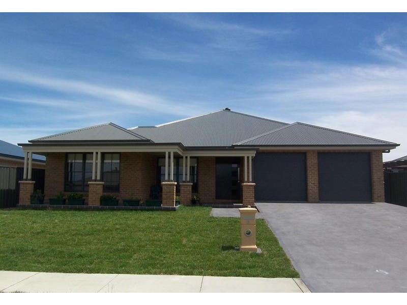 3 Mewburn Drive, Goulburn NSW 2580