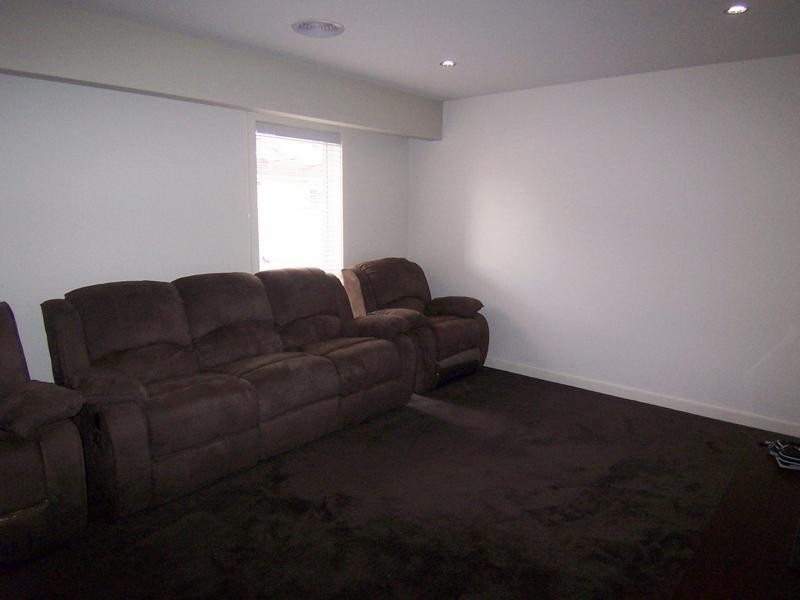 5 Mewburn Drive, Goulburn NSW 2580