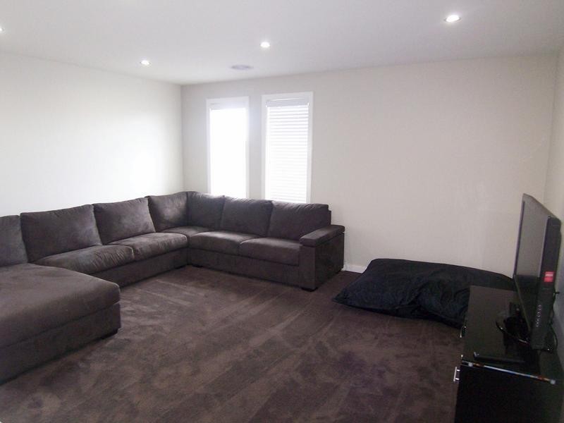 5 Mewburn Drive, Goulburn NSW 2580