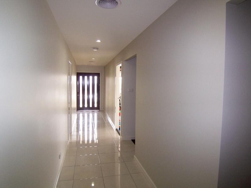 5 Mewburn Drive, Goulburn NSW 2580