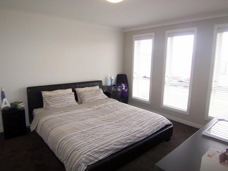 5 Mewburn Drive, Goulburn NSW 2580