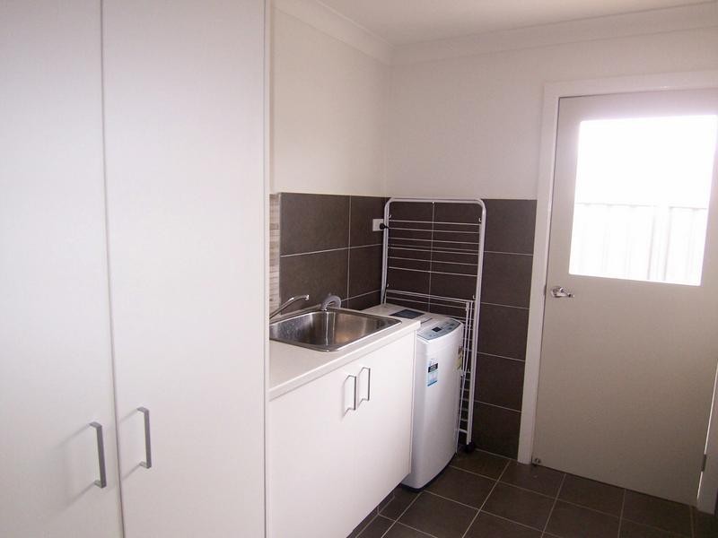 5 Mewburn Drive, Goulburn NSW 2580