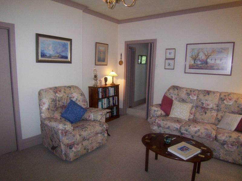 12 Victoria Parade, Goulburn NSW 2580