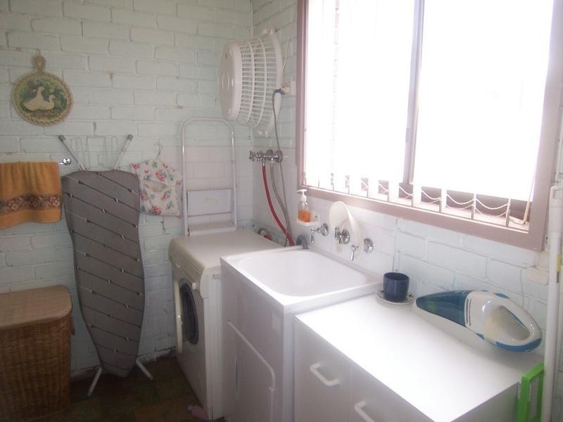 12 Victoria Parade, Goulburn NSW 2580