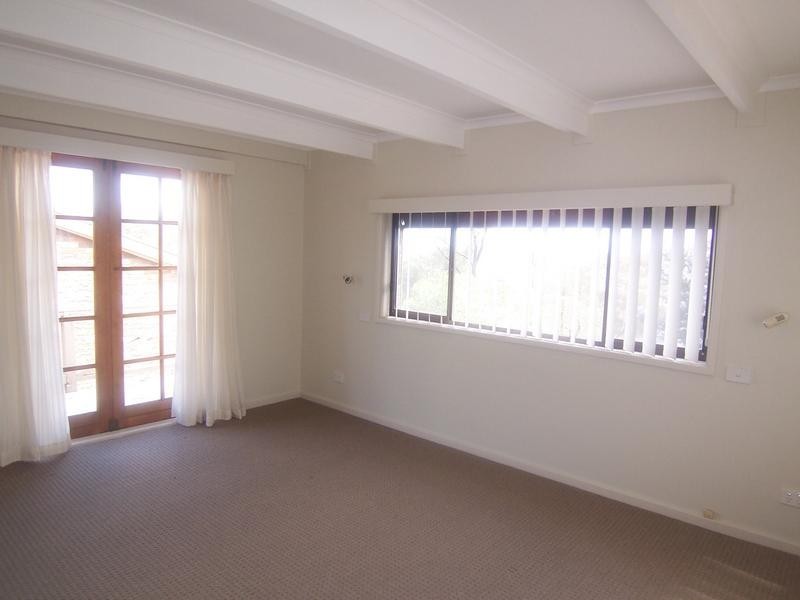 5 Ada Street, Goulburn NSW 2580
