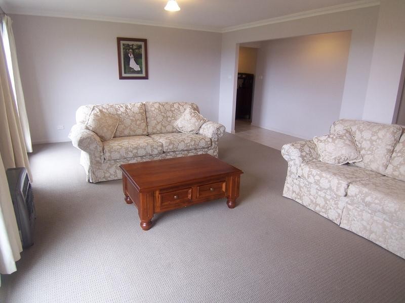 23 Monastery Drive, Goulburn NSW 2580