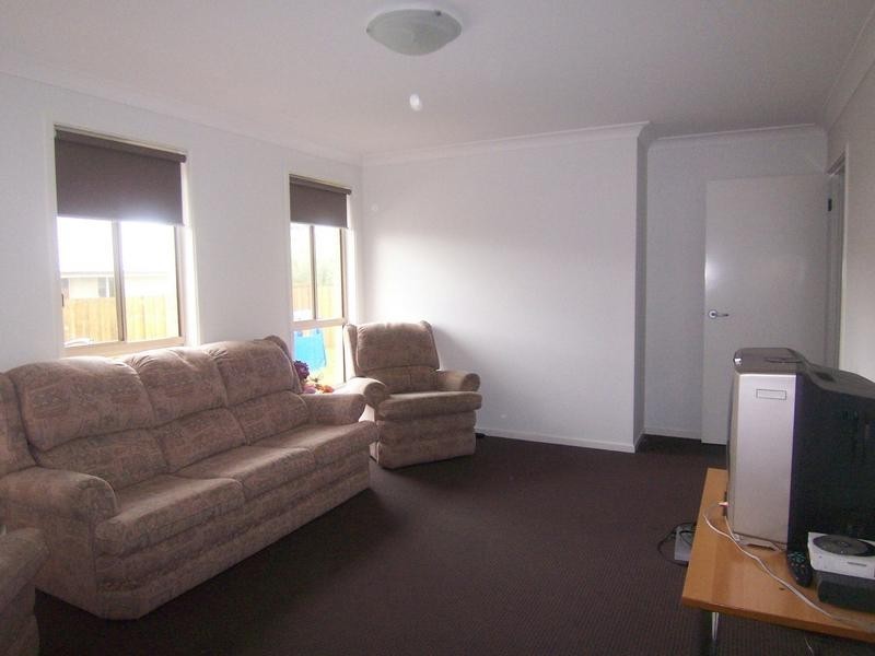 8 Clure Place, Goulburn NSW 2580