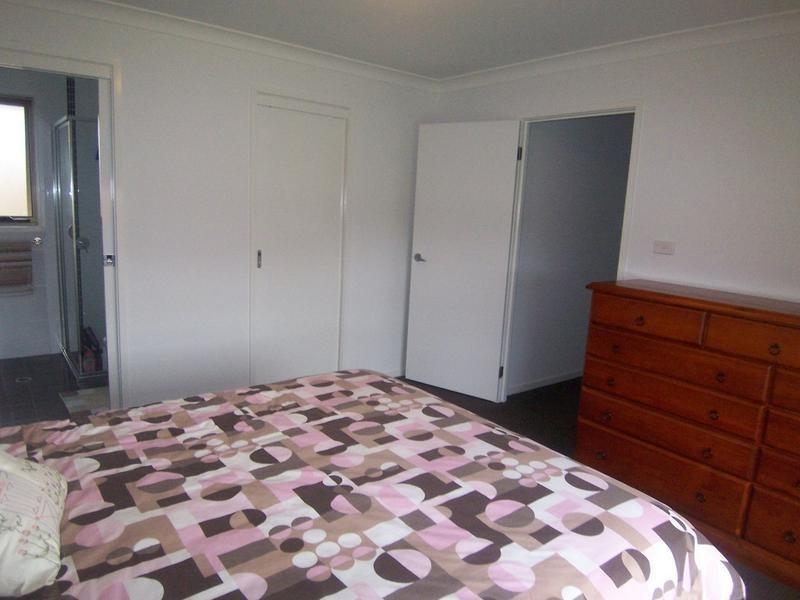 8 Clure Place, Goulburn NSW 2580