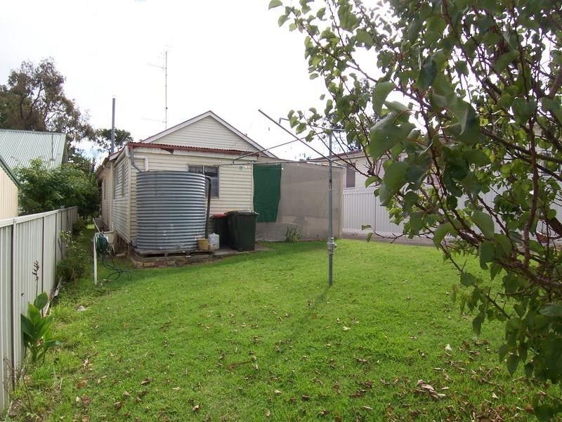 105 Park Road, Goulburn NSW 2580