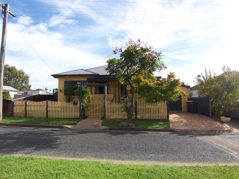 13 Betts Street, Goulburn NSW 2580