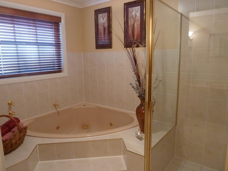 18 Boomerang Drive, Goulburn NSW 2580