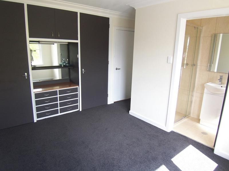 4 Hoddle Avenue, Goulburn NSW 2580