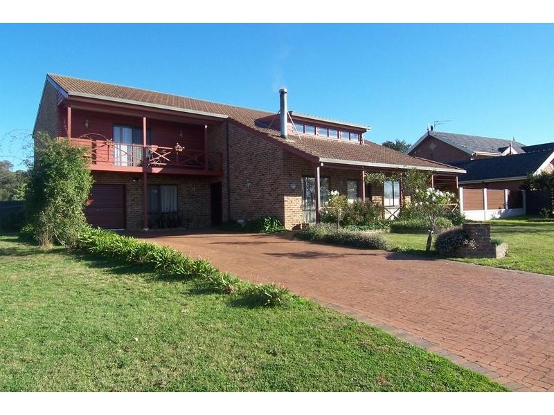 11 Chantilly Court, Goulburn NSW 2580