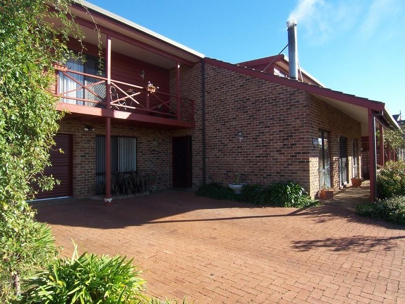 11 Chantilly Court, Goulburn NSW 2580