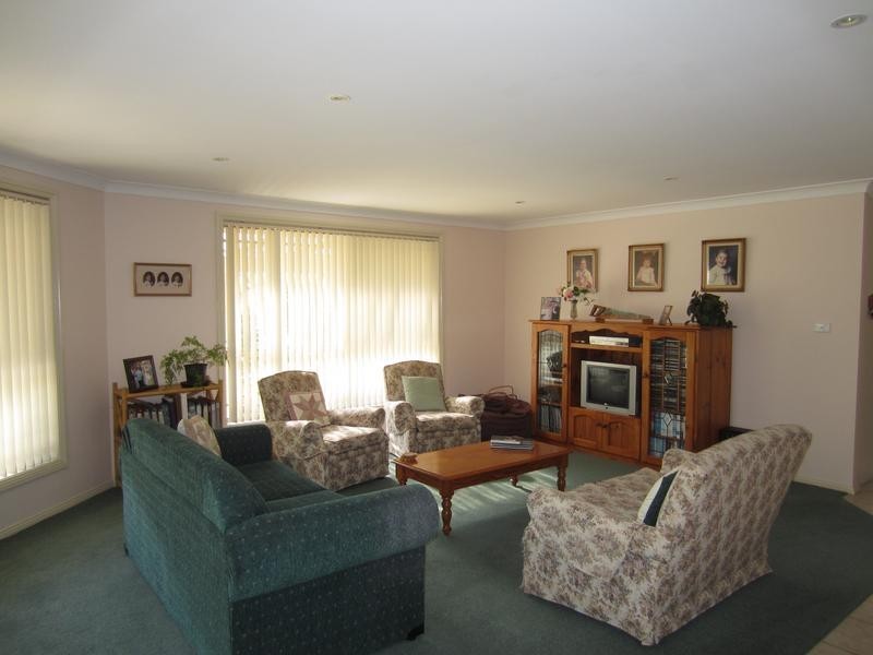 9 Hinchcliffe Close, Goulburn NSW 2580