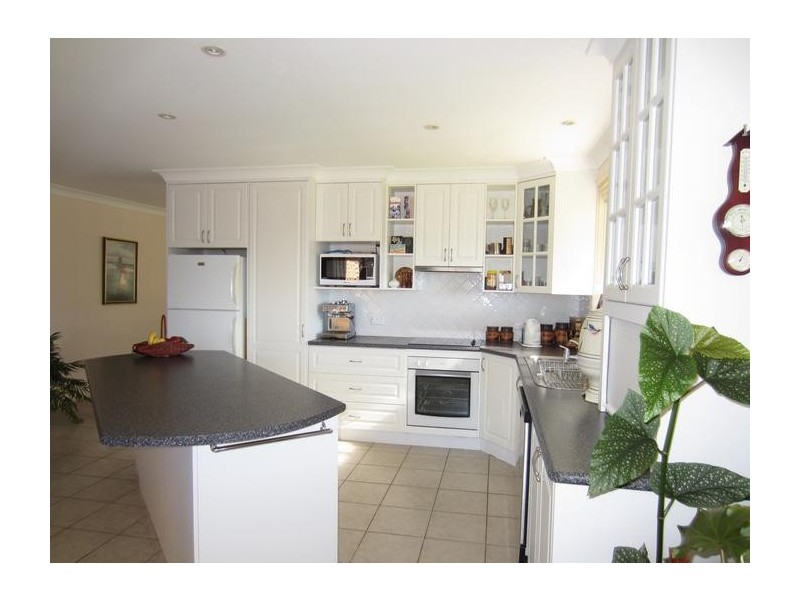 9 Hinchcliffe Close, Goulburn NSW 2580