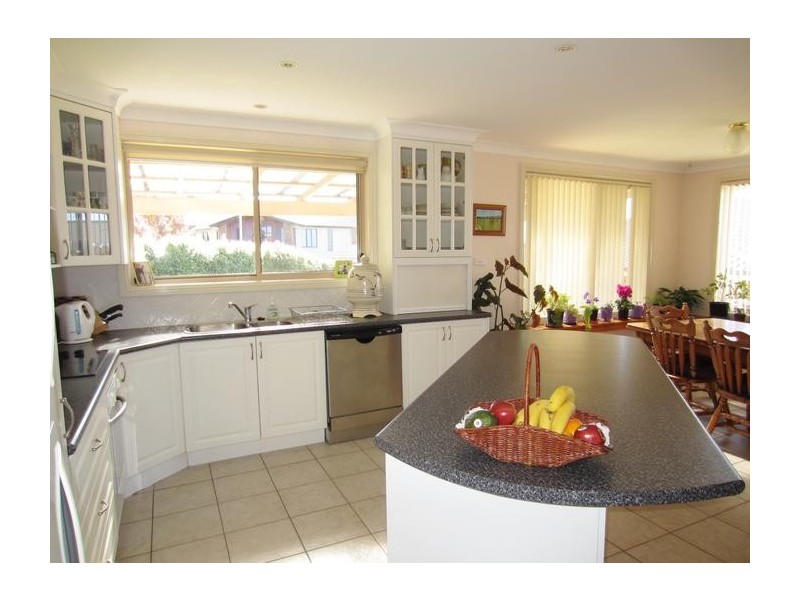 9 Hinchcliffe Close, Goulburn NSW 2580