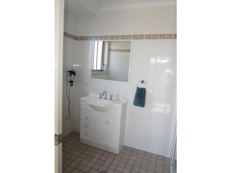 9 Hinchcliffe Close, Goulburn NSW 2580