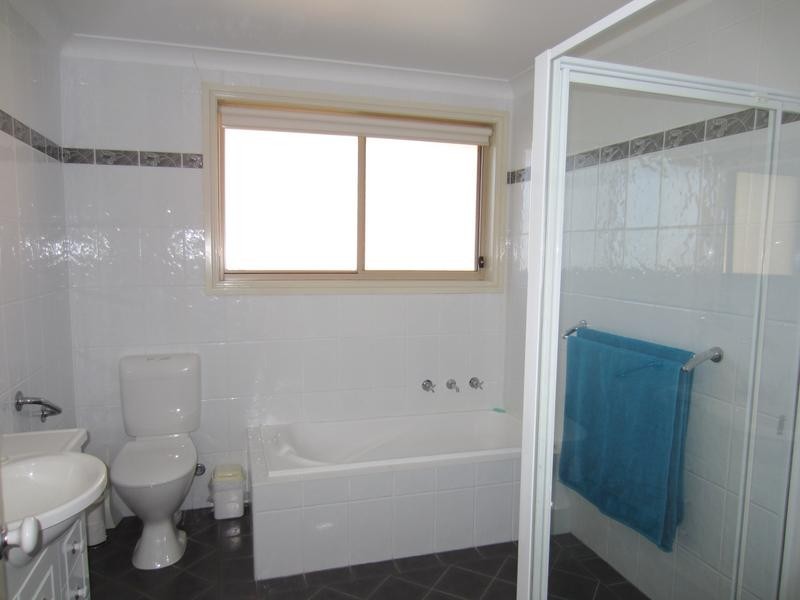 9 Hinchcliffe Close, Goulburn NSW 2580