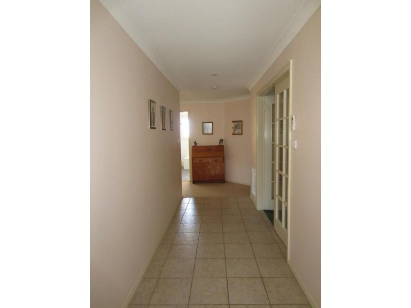 9 Hinchcliffe Close, Goulburn NSW 2580