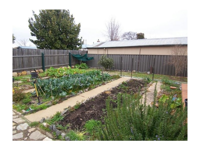 5 Buffalo Crescent, Goulburn NSW 2580